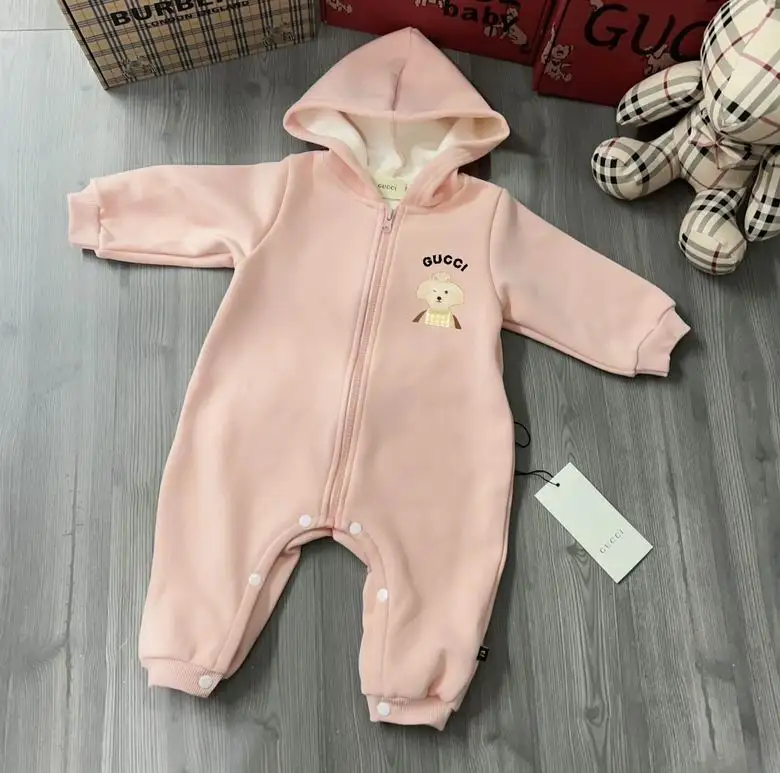Gucci sz59 66 73 80 90  (3)